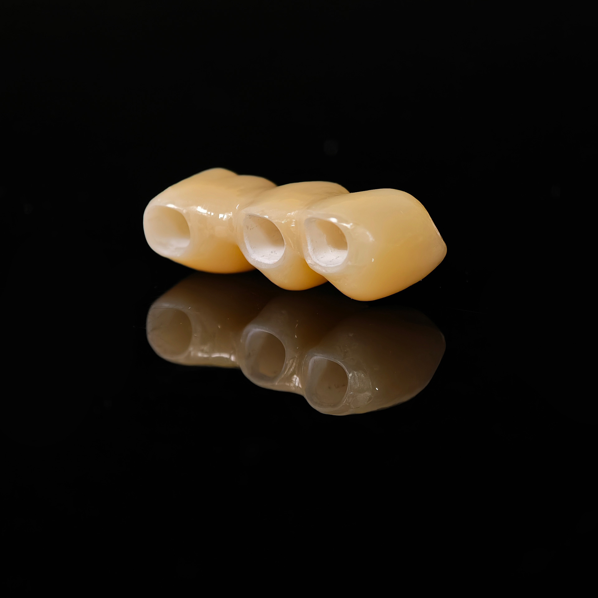 Zirconia implant bridge Screwmentable de