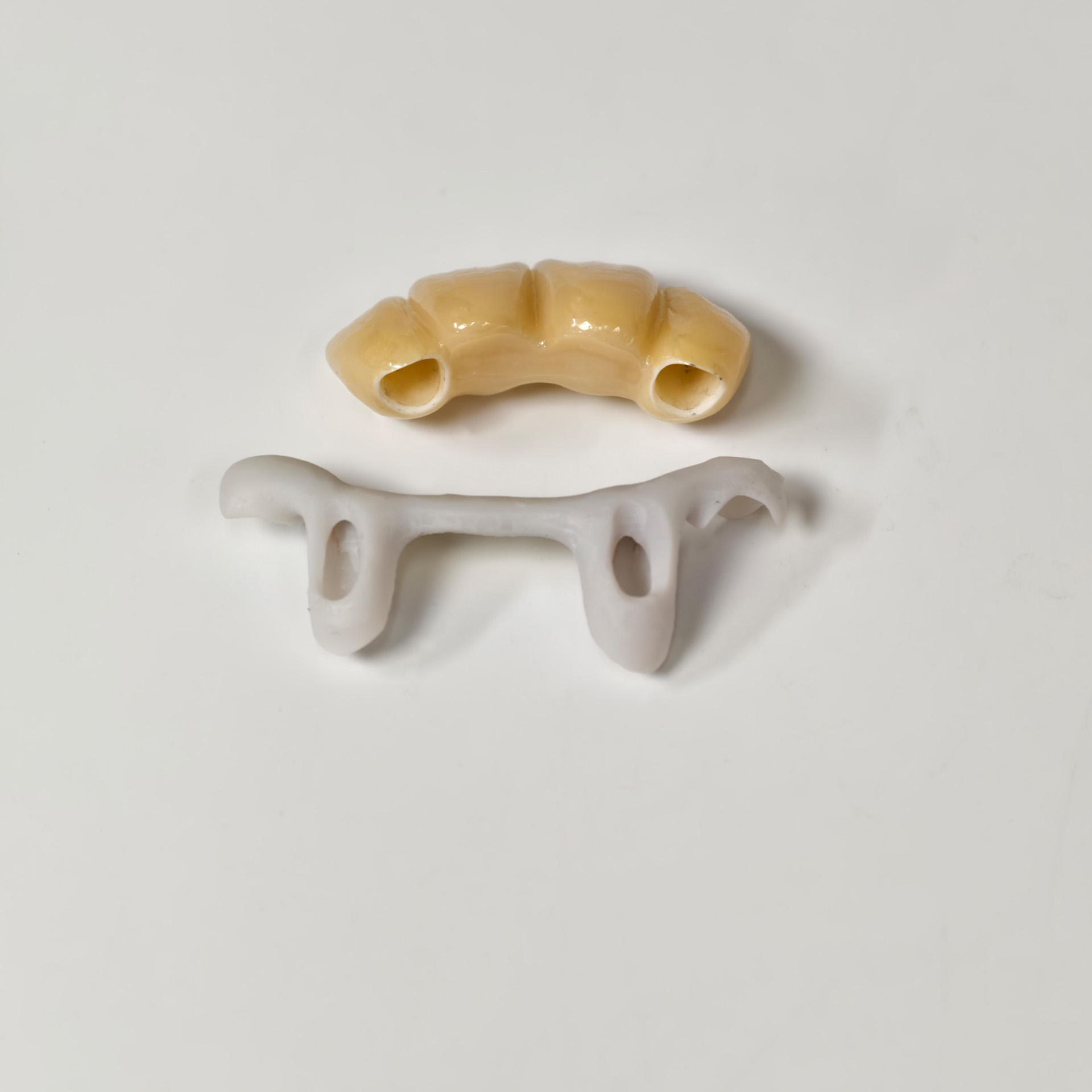Zirconia implant bridge Screwmentable de